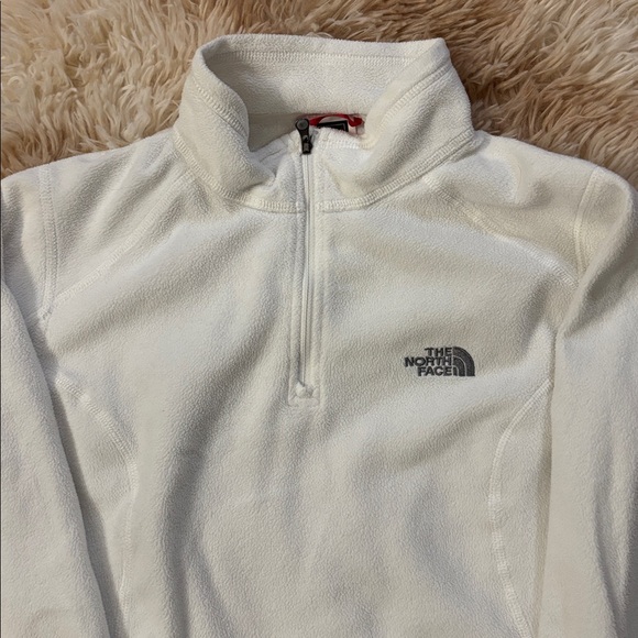 The North Face 1/4 Zip Fleece Pullover White Medium - Picture 3 of 6